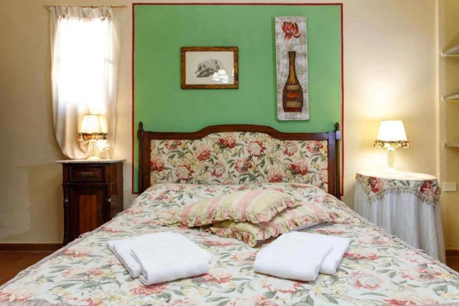 Podere Bucine Farm stay *