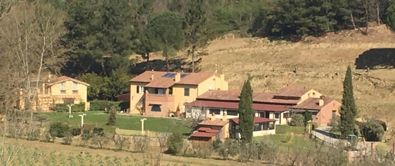 Podere Bucine Farm stay Lari