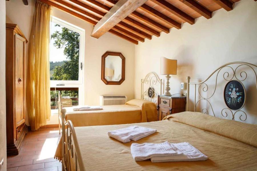 Farm stay Podere Bucine