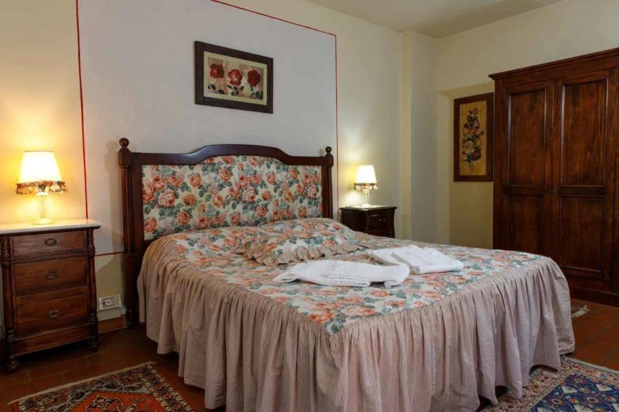 Podere Bucine Farm stay *